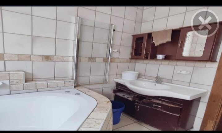 3 Bedroom Property for Sale in Seaview Park Western Cape